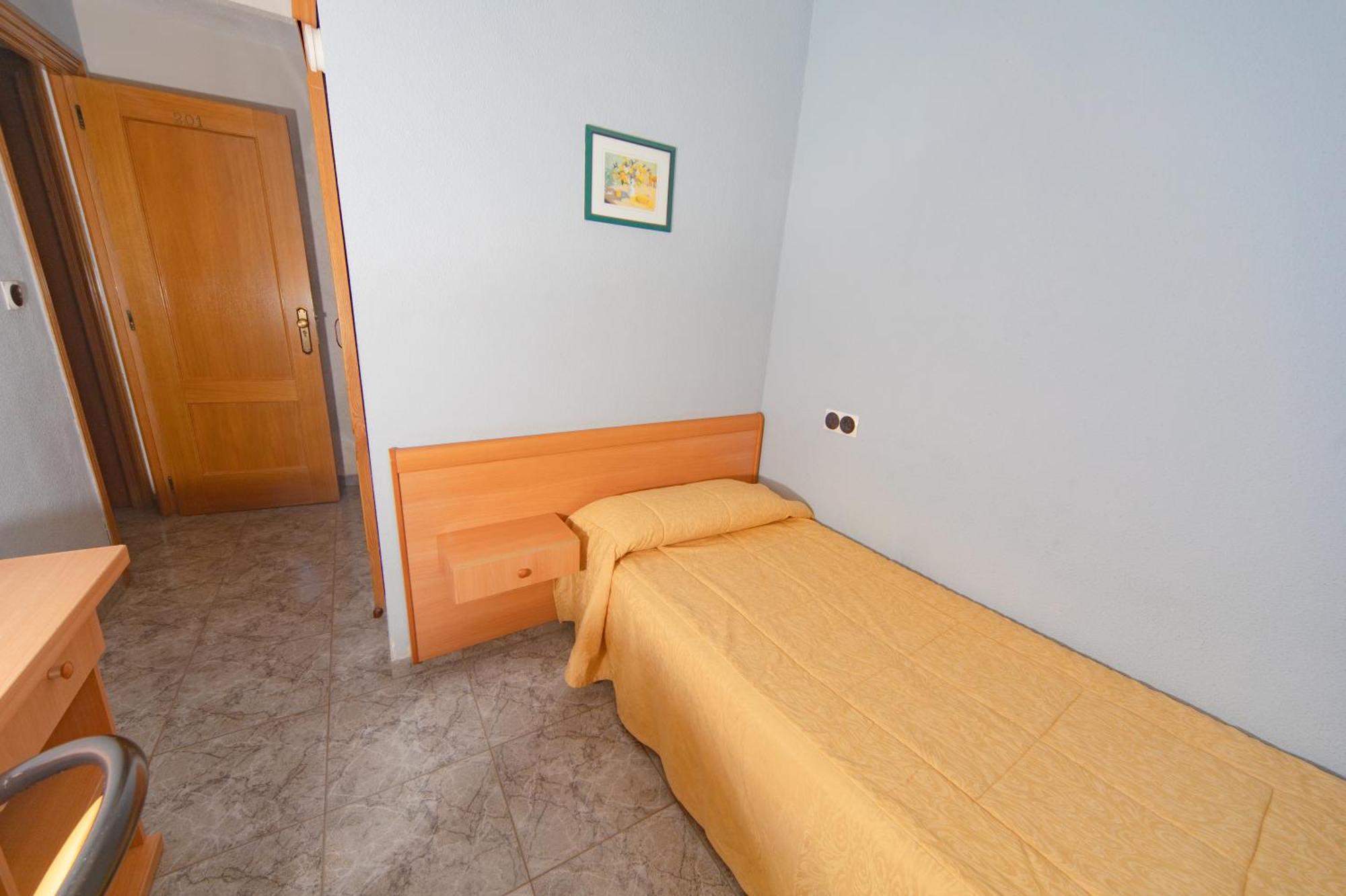 Hostal Virginia Favareta Ngoại thất bức ảnh