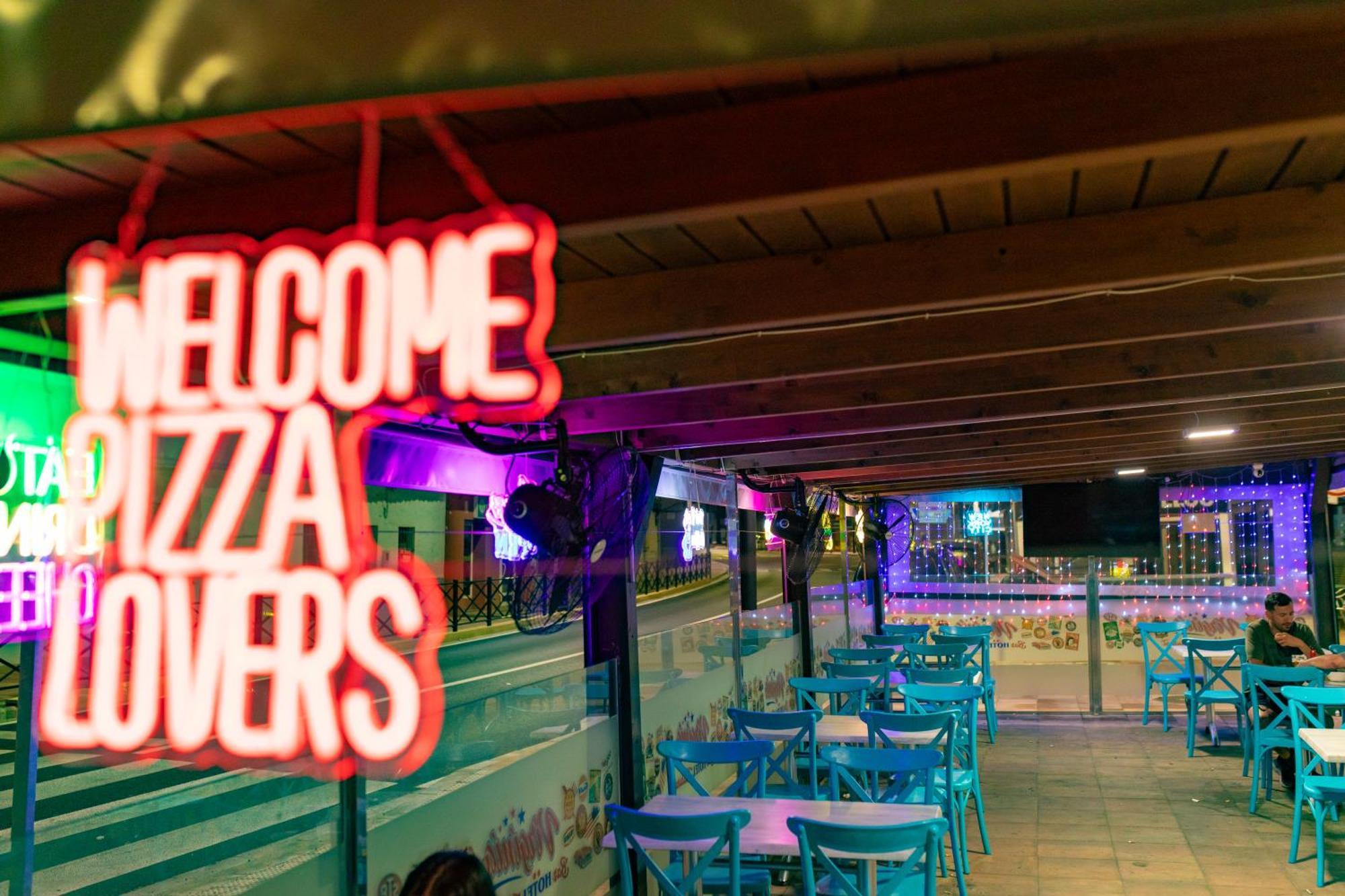 Hostal Virginia Favareta Ngoại thất bức ảnh